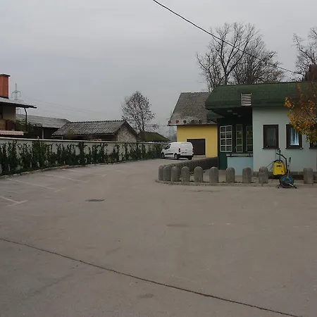 Janezic 3* Ljubljana